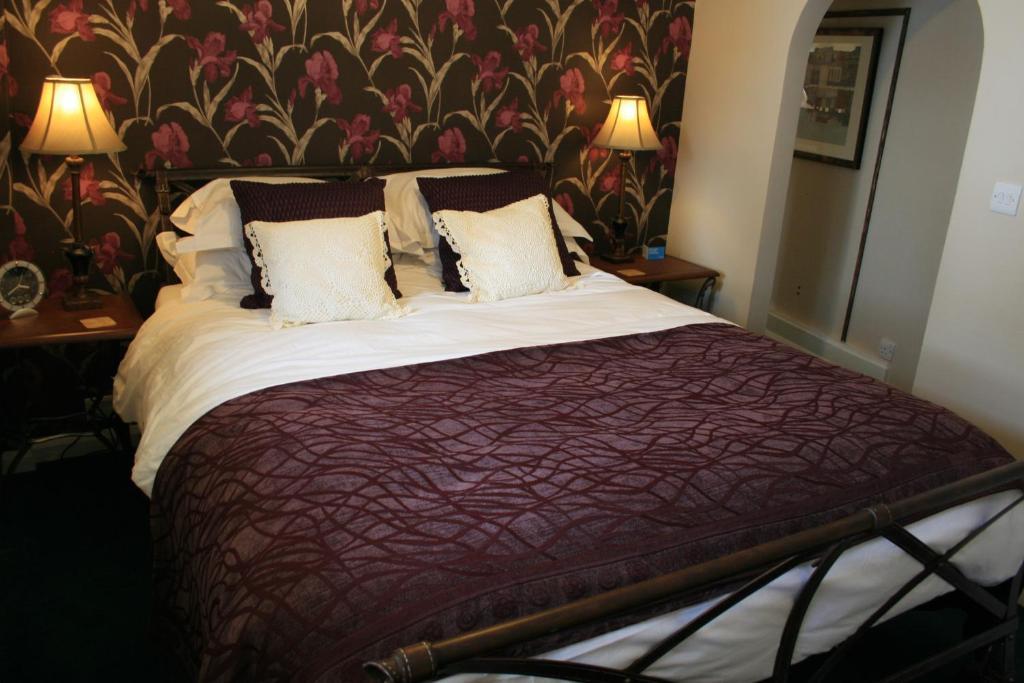 The Salty Monk Bed & Breakfast Sidmouth Room photo